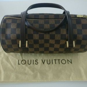Authentic Louis Vuitton Damier Papillon 26